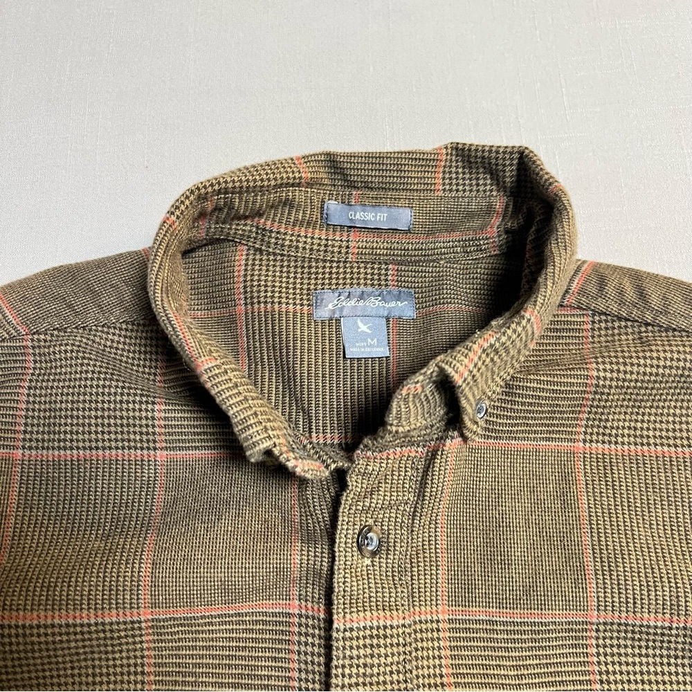 Eddie Bauer Men’s Medium Super Soft Flannel Shirt Classic Fit Plaid Button Down - Picture 4 of 11